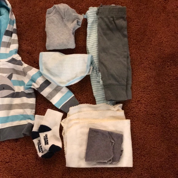 6 month baby boy clothes - Picture 3 of 3
